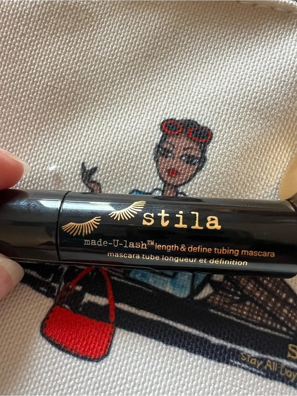 Stila Cosmetic Bag w/ Mini Red Liquid Lipstick, Mascara & Liquid Eyeshadow